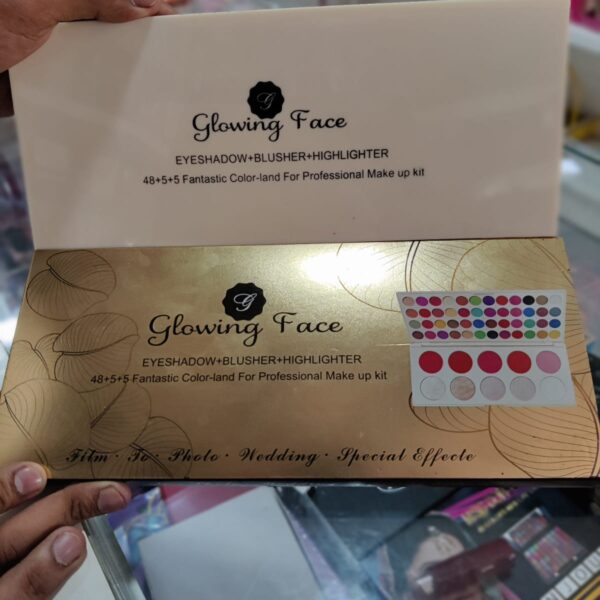 Eye Shade kit with Blusher